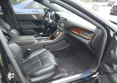 2017 Lincoln Continental Select z USA, uszkodzony, nr VIN 1LN6L9SK1H5609533